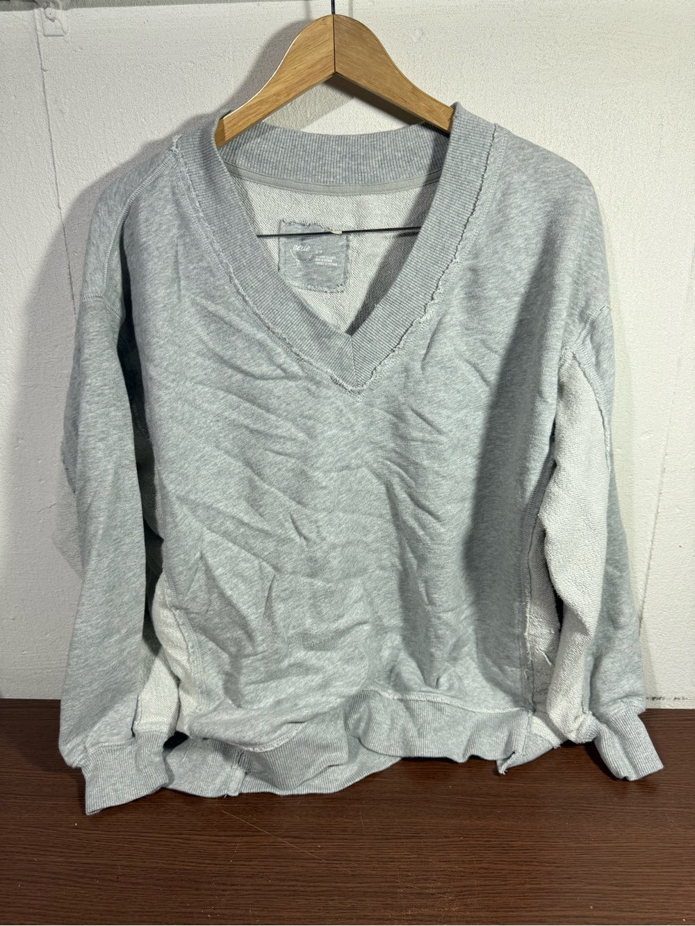 Aerie Grey V Neck Small